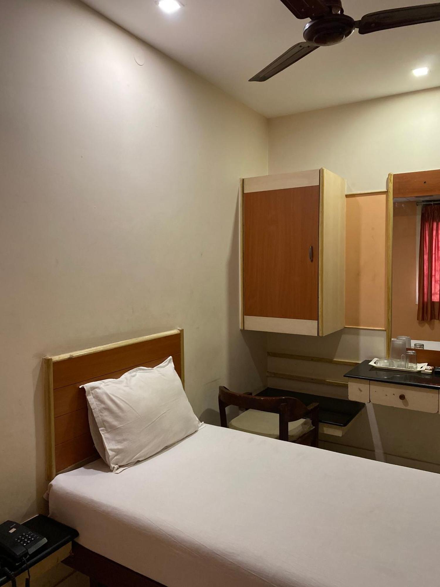 Vijey Hotels Tiruchirappalli Eksteriør billede